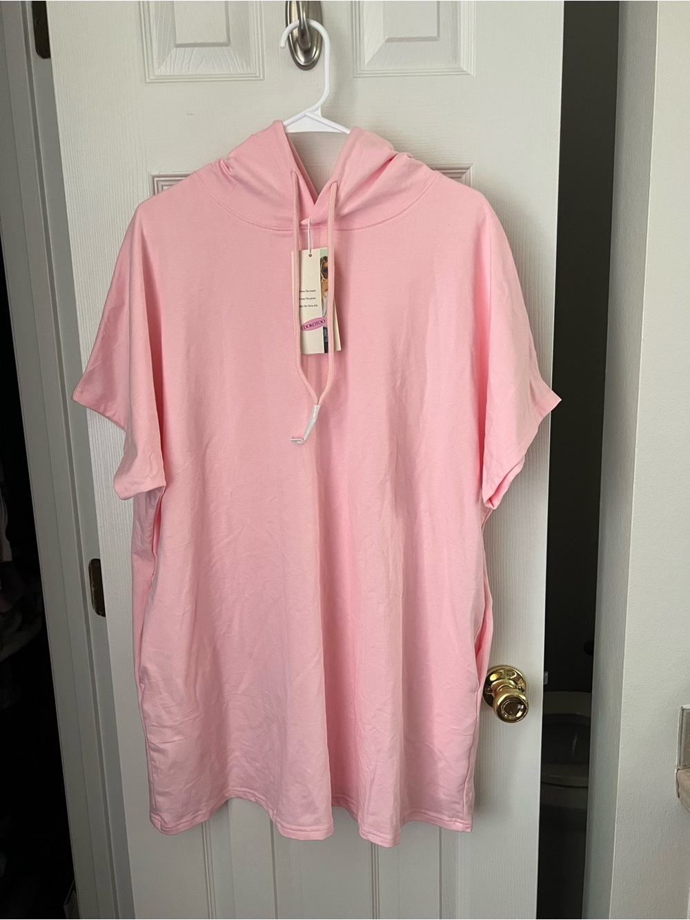 Women’s Pink Short-Sleeve Hooded Tunic Sweatshirt